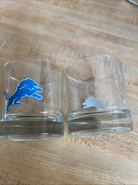 Jack Daniels Clear Whiskey Glass with Blue Team Lion Accent